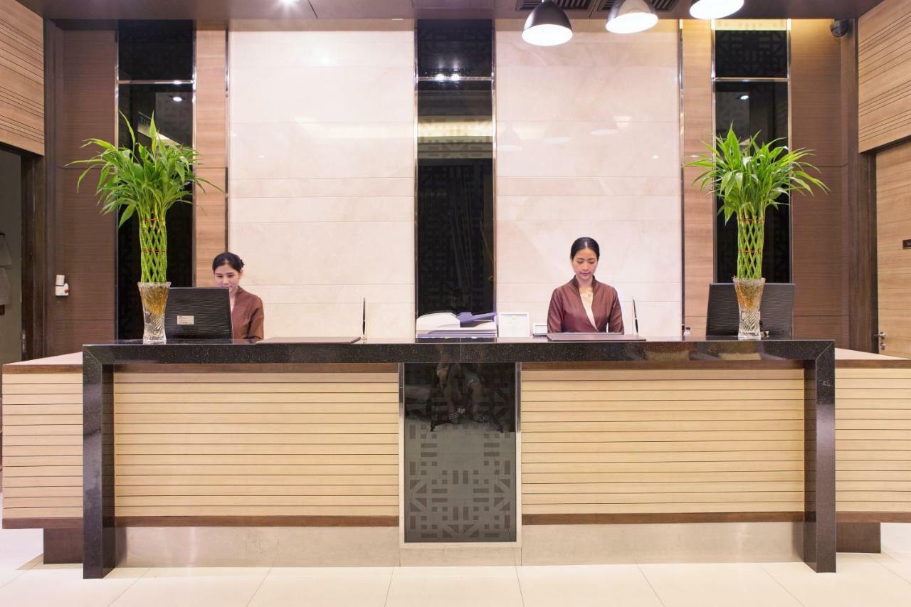 Mida Hotel Ngamwongwan - Sha Plus Nonthaburi Kültér fotó